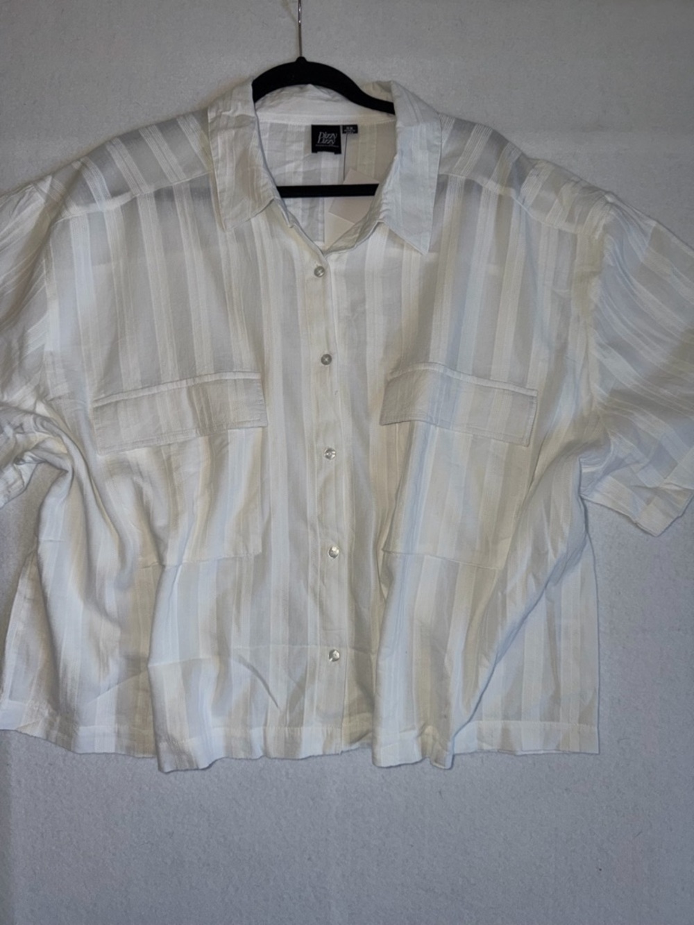 NWT Dizzy Lizzy Short-Sleeve Striped Cropped Button-Up Shirt